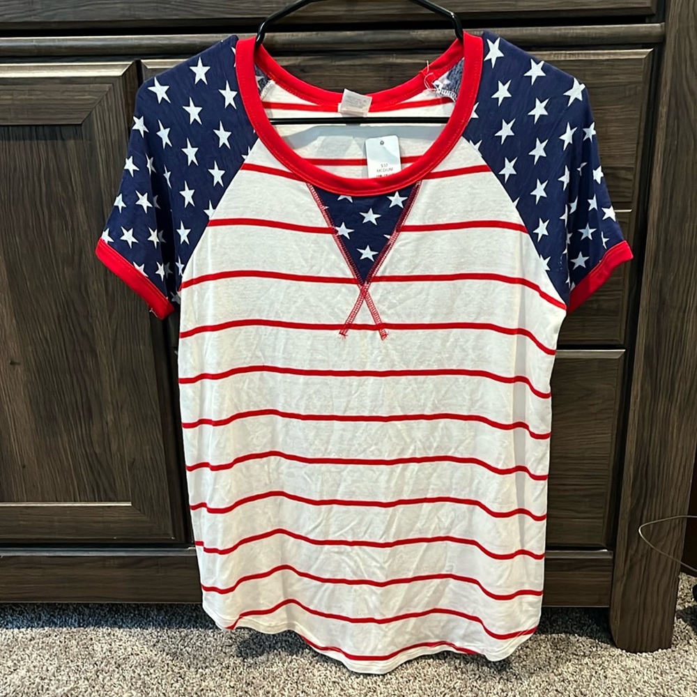 NWT Women’s 7th Ray USA shirt